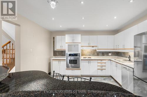 Kitchen - 1321 Morley Boulevard, Ottawa, ON - Indoor Photo Showing Kitchen