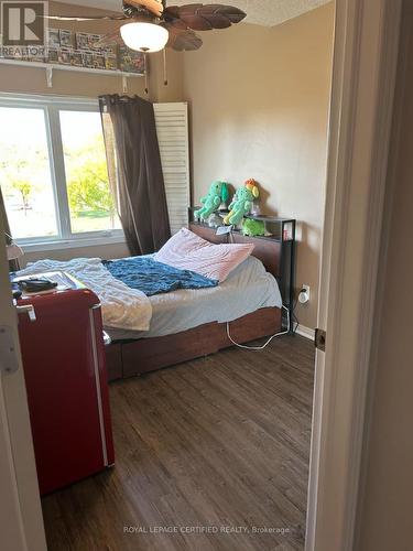 5126 Des Jardines Drive, Burlington, ON - Indoor Photo Showing Bedroom