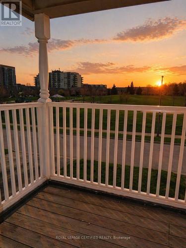 5126 Des Jardines Drive, Burlington, ON - Outdoor With Balcony With View