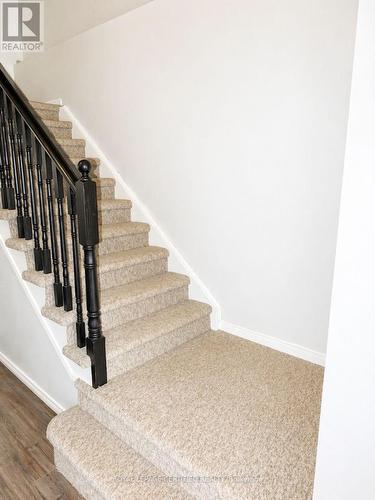 5126 Des Jardines Drive, Burlington, ON - Indoor Photo Showing Other Room