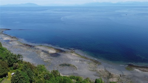 5942 Waldbank Rd, Nanaimo, BC 