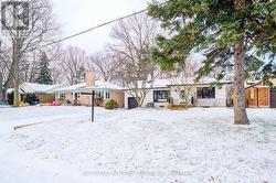 409 RIVER SIDE DRIVE  Oakville, ON L6K 3N6