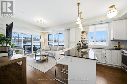 112 - 16 CONCORD PLACE  Grimsby, ON L3M 0J1