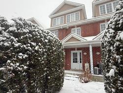 3895 Rue Céline-Marier  Montréal (Saint-Laurent), QC H4R 3N3