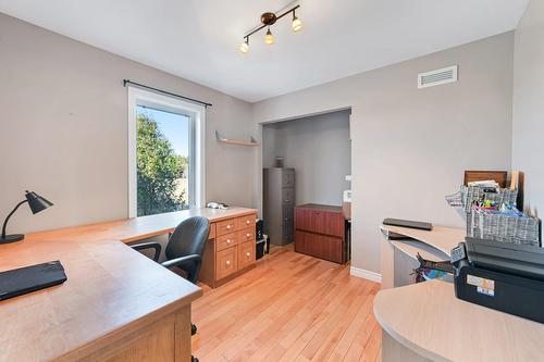 Bureau - 970Z Ch. Grainger, Melbourne, QC 