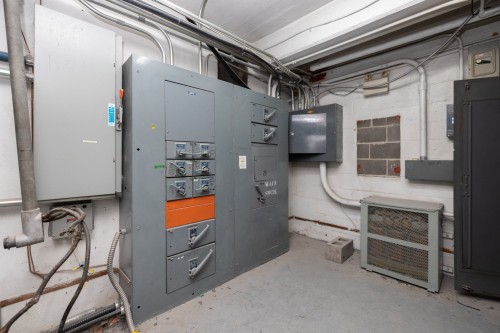 Autre - Unit-D-8300 Rue St-Patrick, Montréal (Lasalle), QC - Indoor Photo Showing Basement