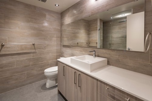 Salle de bains attenante à la CCP - Ph-3-1455 Rue Sherbrooke O., Montréal (Ville-Marie), QC - Indoor Photo Showing Bathroom