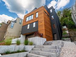 31 Armshore Drive  Armdale, NS B3N 1M4