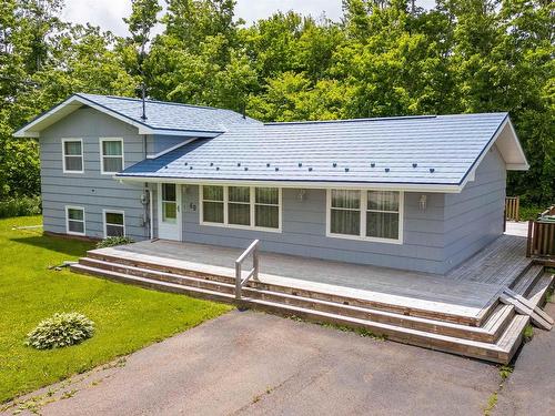 49 MOUNT HERBERT Road  Stratford, PE C1B 2S3