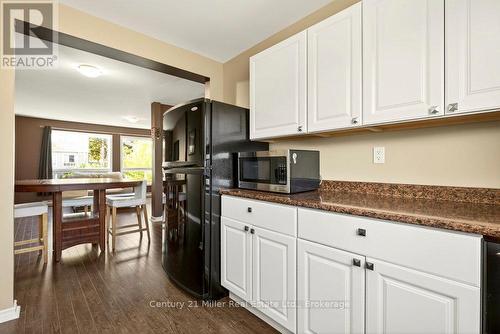 69 - 2050 Upper Middle Road, Burlington (Brant Hills), ON - Indoor Photo Showing Kitchen