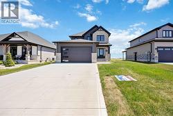 656 KETTER WAY Plympton-Wyoming, ON N0N 1T0