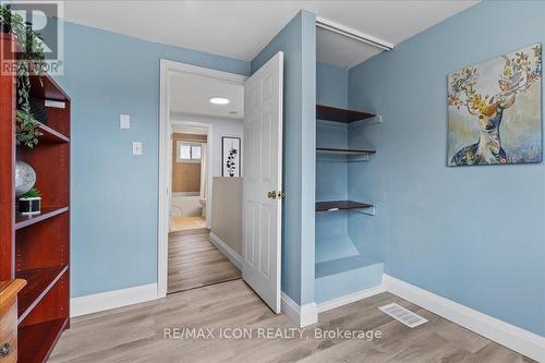 331 Preston Parkway, Cambridge, ON - Indoor Photo Showing Other Room