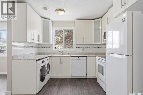 258 Waterloo Crescent, Saskatoon, SK - Indoor Photo Showing Laundry Room