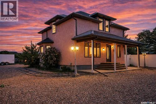 205 5th AVENUE E  Gravelbourg, SK S0H 1X0