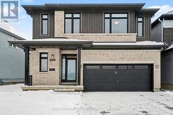 233 BEAUGENCY STREET  Ottawa, ON K1W 0T2
