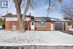 528 SANDISON  Windsor, ON N9E 1R7