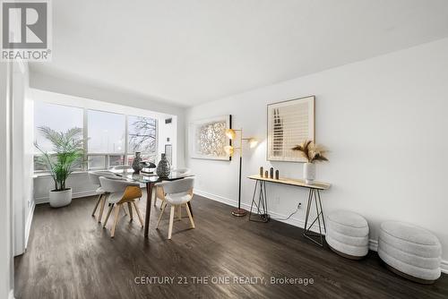 216 - 7 Bishop Avenue, Toronto, ON - Indoor