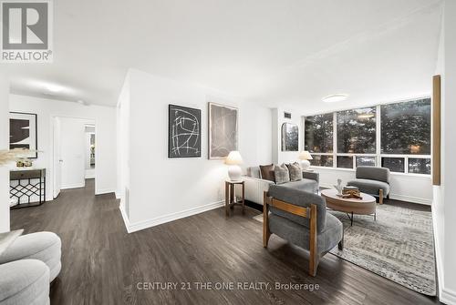 216 - 7 Bishop Avenue, Toronto, ON - Indoor Photo Showing Living Room