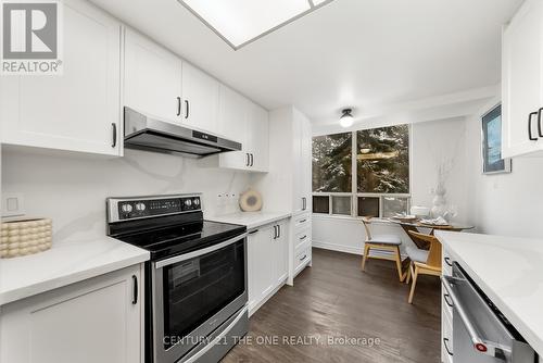 216 - 7 Bishop Avenue, Toronto, ON - Indoor Photo Showing Kitchen