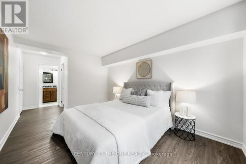 216 - 7 Bishop Avenue, Toronto, ON - Indoor Photo Showing Bedroom