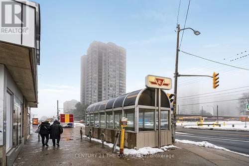 216 - 7 Bishop Avenue, Toronto, ON - Outdoor