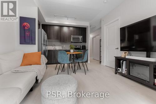 202 - 68 Merton Street, Toronto, ON - Indoor