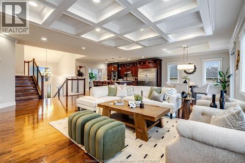 6 Two Creeks, Wheatley, ON - Indoor Photo Showing Living Room