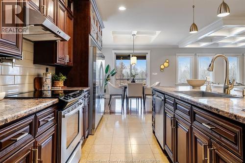 6 Two Creeks, Wheatley, ON - Indoor Photo Showing Kitchen With Upgraded Kitchen
