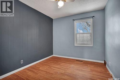 215 Isabella Street E, Saskatoon, SK - Indoor Photo Showing Other Room