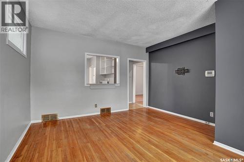 215 Isabella Street E, Saskatoon, SK - Indoor Photo Showing Other Room