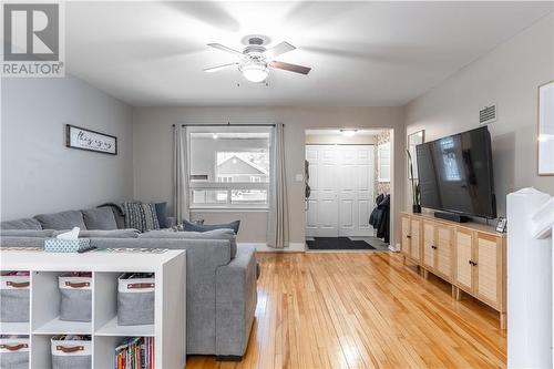 17 Macdonnell, Falconbridge, ON - Indoor