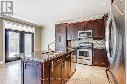 5784 Ironwood Street, Niagara Falls (Forestview), ON - Indoor Photo Showing Kitchen With Stainless Steel Kitchen With Double Sink With Upgraded Kitchen
