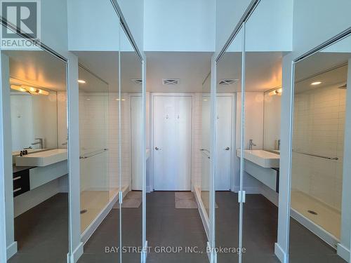 2807 - 38 Dan Leckie Way, Toronto, ON - Indoor Photo Showing Bathroom