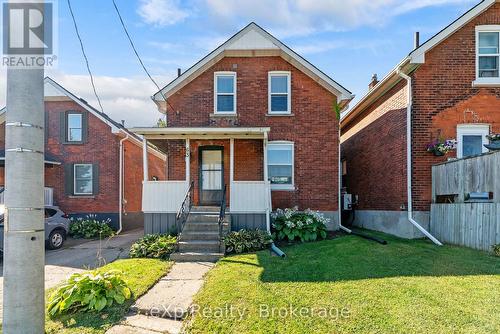 63 GUELPH STREET  Stratford, ON N5A 3W7