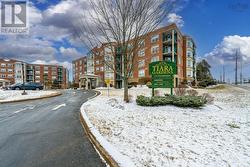402 114 Regency Park Drive  Halifax, NS B3S 1R9