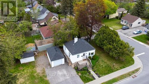 32 ADELAIDE STREET S  Kawartha Lakes (Lindsay), ON K9V 3J7