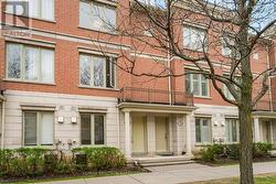 21 - 21 GALLERIA PARKWAY  Markham, ON L3T 0A4