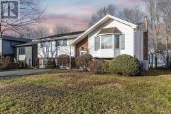 13 P Thomas Drive  Woodlawn, NS B2W 6A1