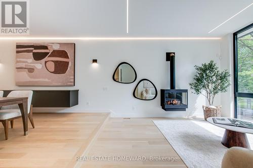 174 Kenilworth Avenue, Toronto, ON - Indoor