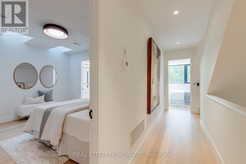 174 Kenilworth Avenue, Toronto, ON - Indoor Photo Showing Bedroom
