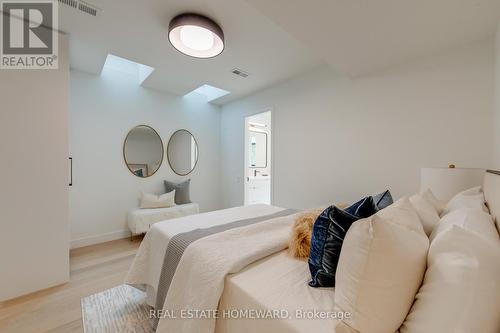 174 Kenilworth Avenue, Toronto, ON - Indoor Photo Showing Bathroom