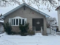 1-931 BYRON STREET N  Whitby, ON L1N 4P2