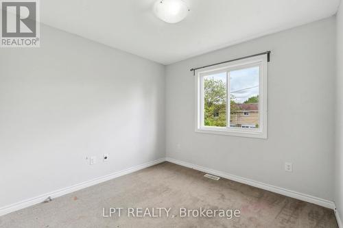 217 Louise Street, Welland, ON - Indoor Photo Showing Other Room