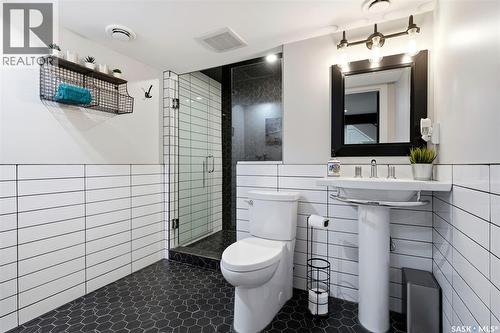 3203 Margaret Road, Regina, SK - Indoor Photo Showing Bathroom