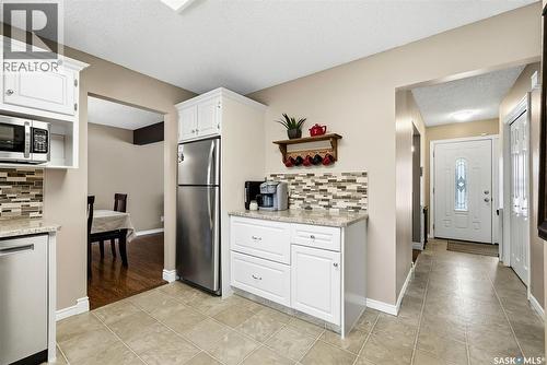 63 Champ Crescent, Regina, SK - Indoor Photo Showing Kitchen