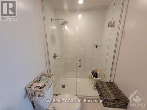 3308 - 805 Carling Ave Avenue W, Ottawa, ON - Indoor Photo Showing Bathroom