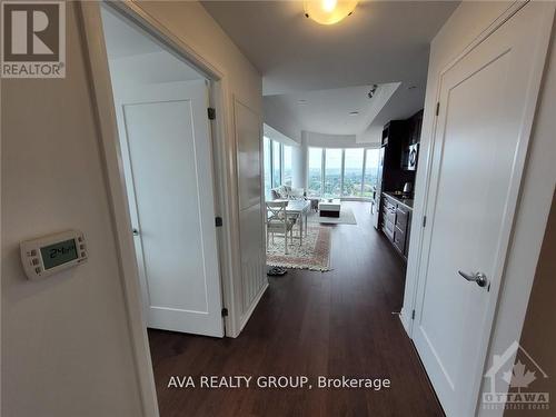 3308 - 805 Carling Ave Avenue W, Ottawa, ON - Indoor Photo Showing Other Room