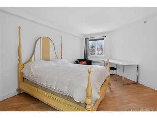 206-191 Queen St, Moncton, NB 