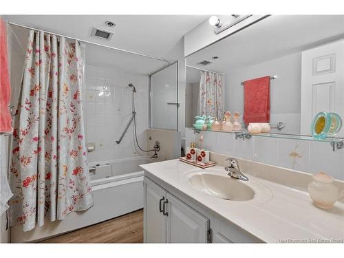 206-191 Queen St, Moncton, NB 