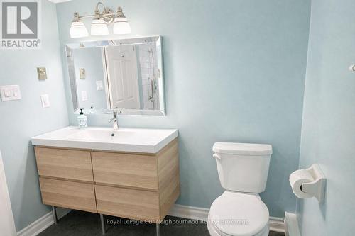 503 - 80 Athol Street E, Oshawa (Central), ON - Indoor Photo Showing Bathroom